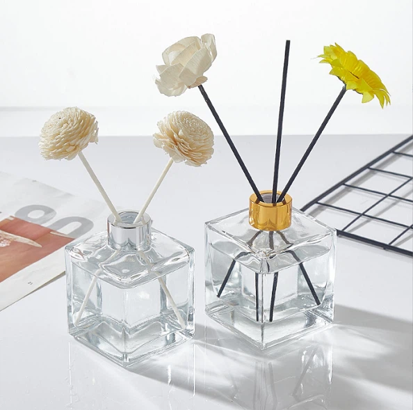 Botella cuadrada para aromaterapia